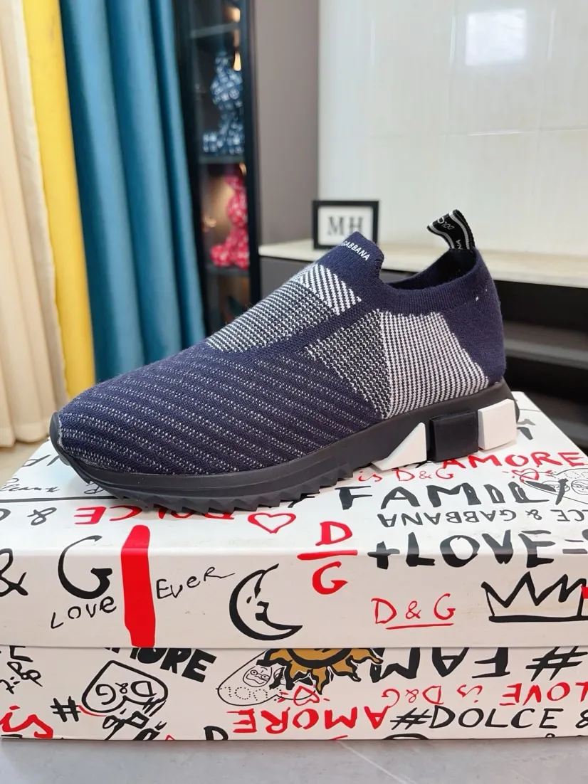 Ex-factory price 340🌹🌹"Dolce & Gabbana DG" original imported fly-knit stitching➕fly-knit lining, light on the foot, comfortable, versatile, original special outsole🔥favored by trendy men. Welcome to compare the quality🔥exquisite luxury, super A level! Compared with the genuine product at the counter, the version is no worse at all! Code number 36-46